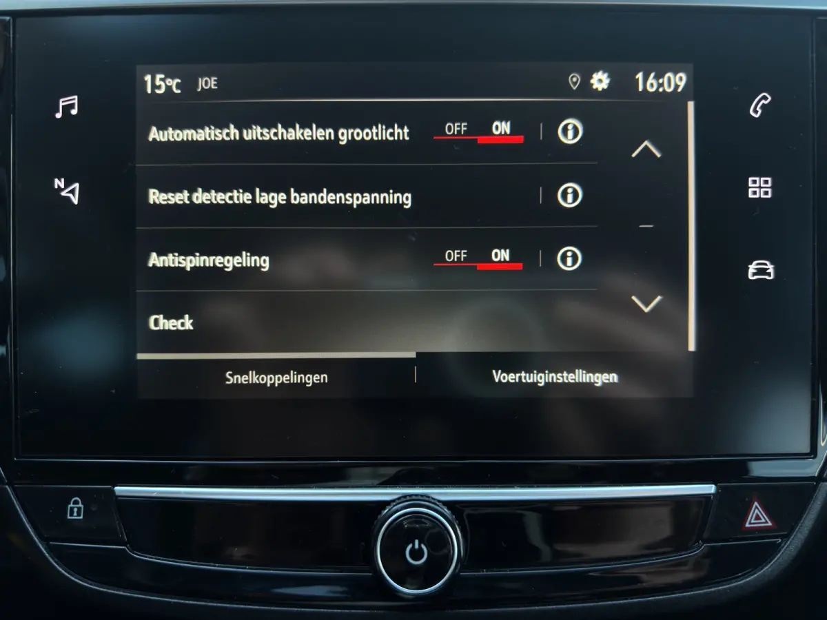 1.2 Level 3 Automaat 100pk | 1e eigenaar | Apple Carplay/Android auto | 16" LMV | PDC v&a |