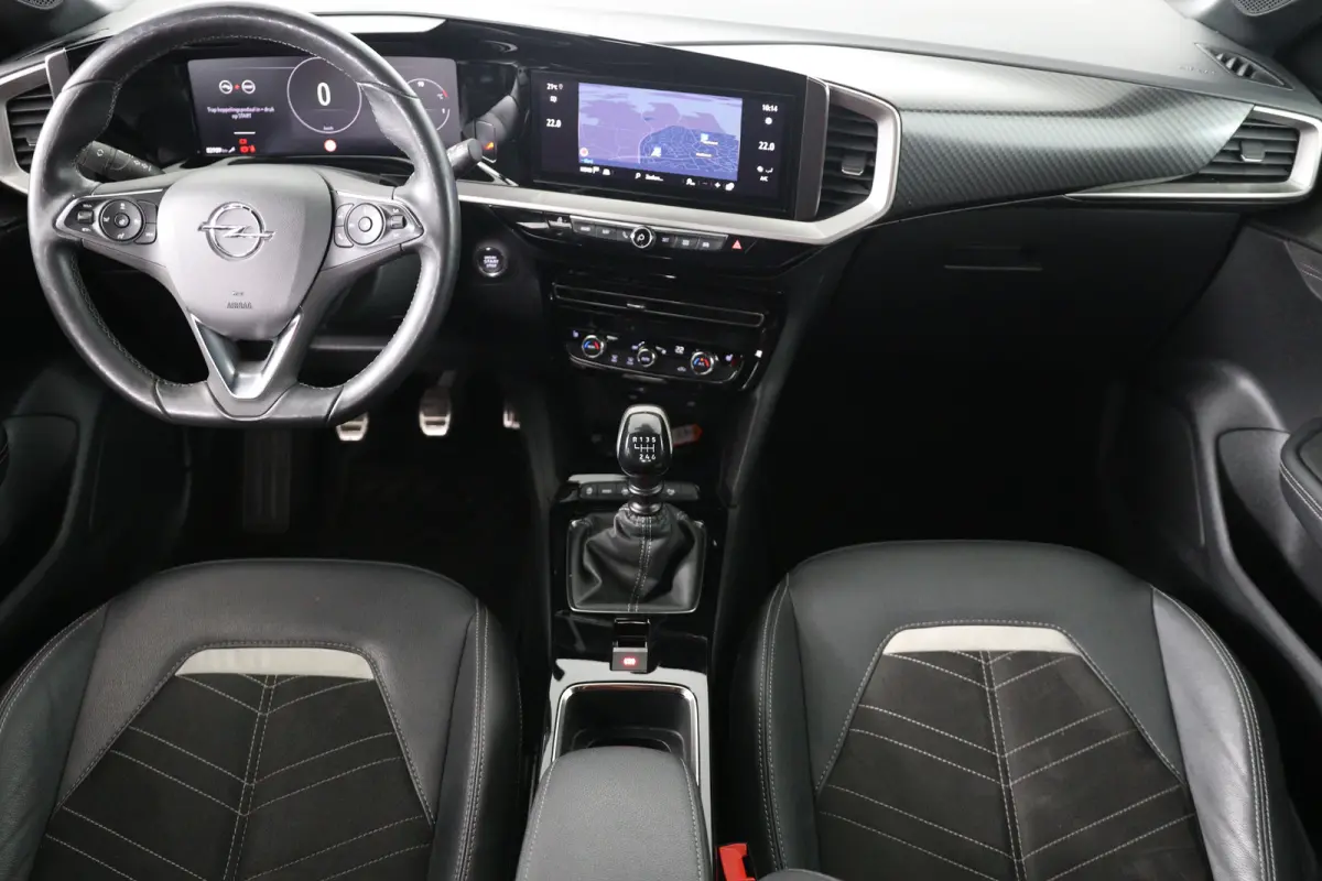 1.2 Turbo Ultimate | Navigatie | Adaptieve Cruise | Camera | Climate control | Stoel/stuurverwarming | Parkeersensoren!