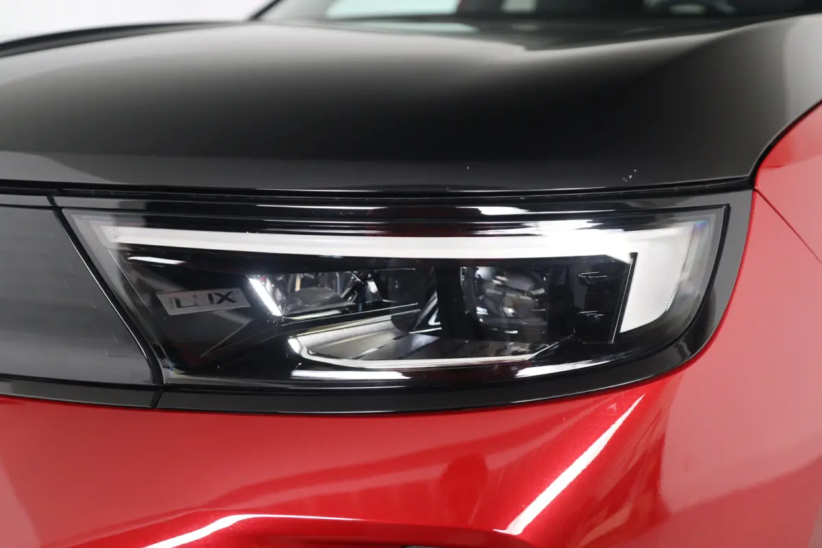 1.2 Turbo Ultimate | Navigatie | Adaptieve Cruise | Camera | Climate control | Stoel/stuurverwarming | Parkeersensoren!