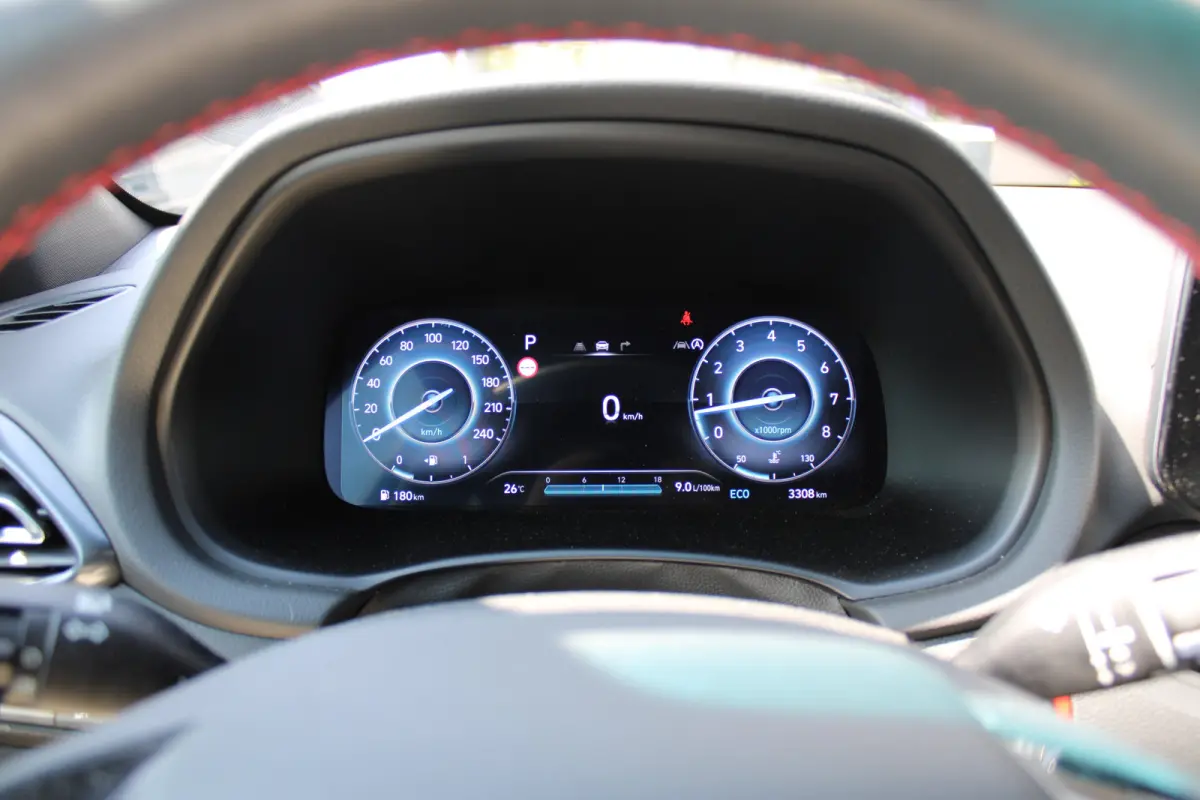1.5 T-GDi MHEV N Line AUTOMAAT | Afneembare trekhaak | Adaptive cruise control | Sportstoelen | Elektrisch bedienbare voorstoel met geheugen | | Achterbank in delen neerklapbaar | Achteruitr