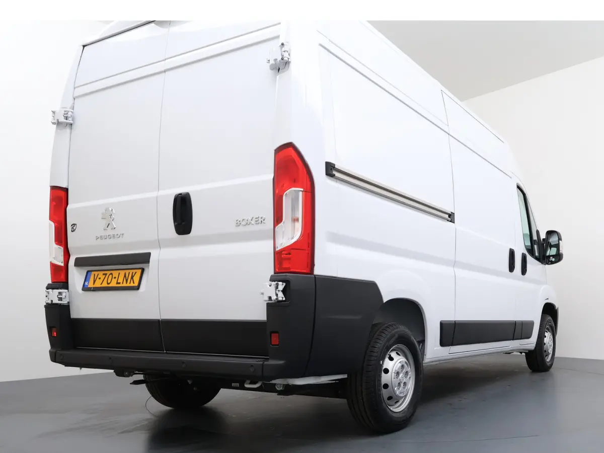 2.2 BlueHDi 120 L2H2 3.0t | NIEUW BPM VRIJ! | Achteruitrijcamera | Airco | Apple Carplay/Android Auto|telefoonintegratie premium