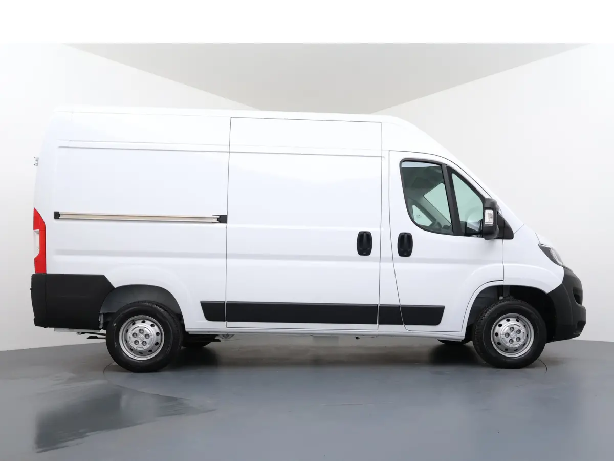 2.2 BlueHDi 120 L2H2 3.0t | NIEUW BPM VRIJ! | Achteruitrijcamera | Airco | Apple Carplay/Android Auto|telefoonintegratie premium