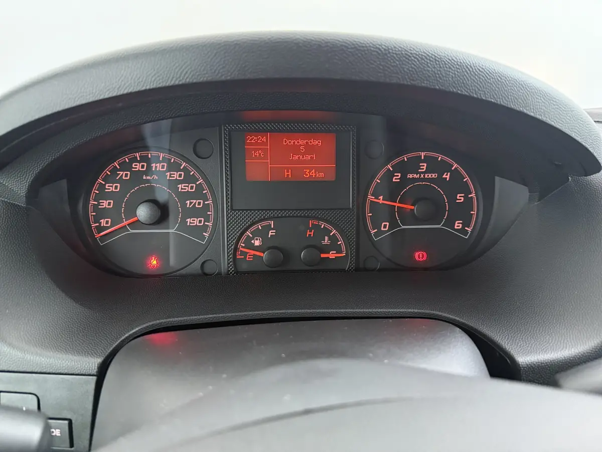 2.2 BlueHDi 120 L2H2 3.0t | NIEUW BPM VRIJ! | Achteruitrijcamera | Airco | Apple Carplay/Android Auto|telefoonintegratie premium