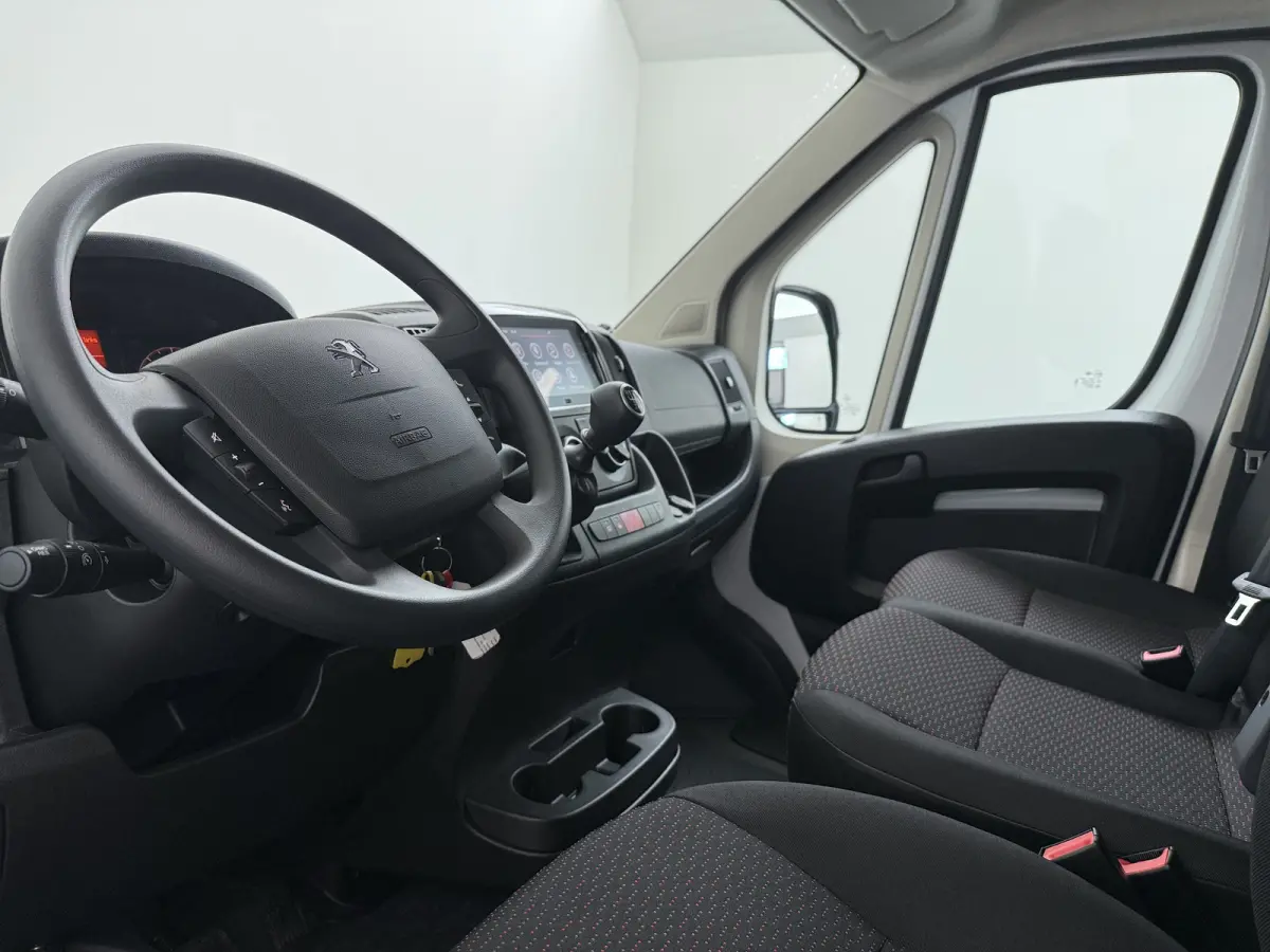 2.2 BlueHDi 120 L2H2 3.0t | NIEUW BPM VRIJ! | Achteruitrijcamera | Airco | Apple Carplay/Android Auto|telefoonintegratie premium