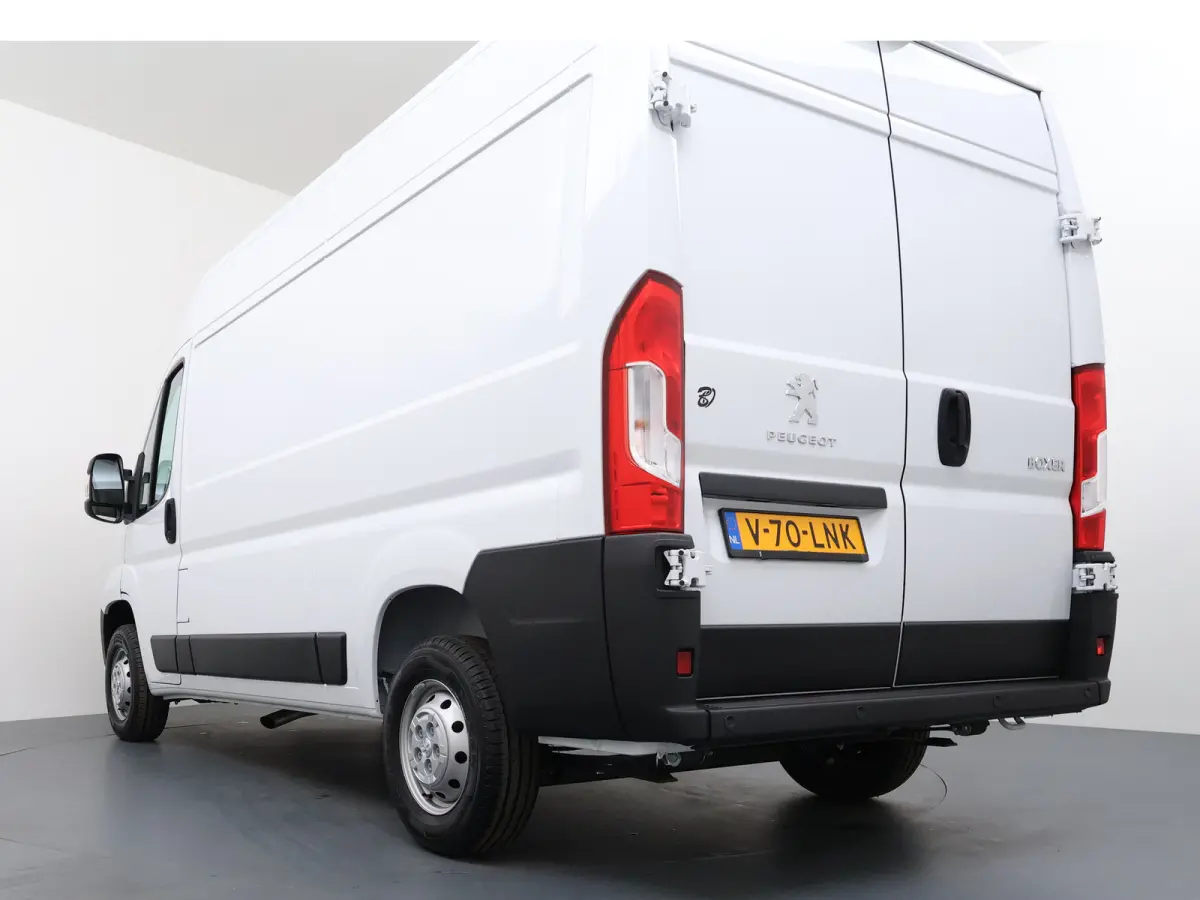2.2 BlueHDi 120 L2H2 3.0t | NIEUW BPM VRIJ! | Achteruitrijcamera | Airco | Apple Carplay/Android Auto|telefoonintegratie premium
