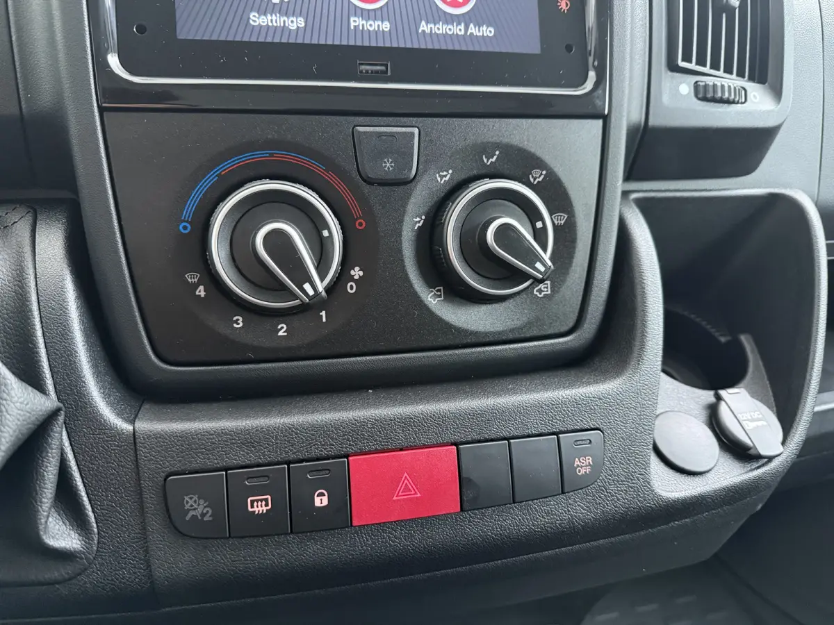 2.2 BlueHDi 120 L2H2 3.0t | NIEUW BPM VRIJ! | Achteruitrijcamera | Airco | Apple Carplay/Android Auto|telefoonintegratie premium