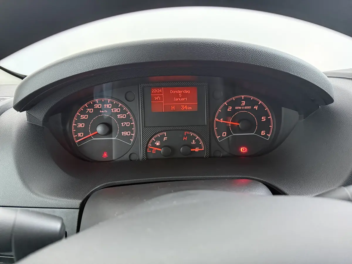 2.2 BlueHDi 120 L2H2 3.0t | NIEUW BPM VRIJ! | Achteruitrijcamera | Airco | Apple Carplay/Android Auto|telefoonintegratie premium