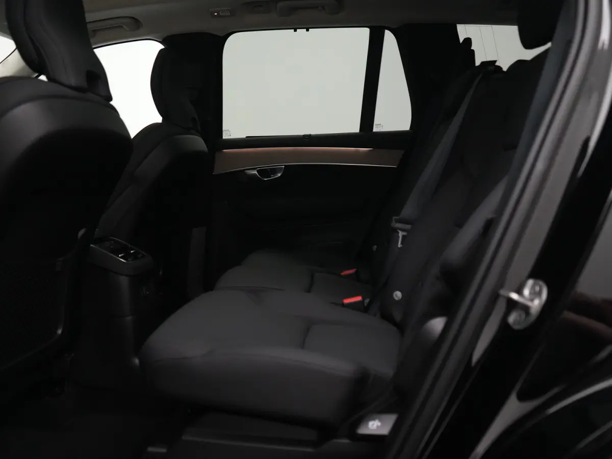 T8 Recharge AWD Ultra Dark | Luchtvering | Harman/Kardon | Head-Up | 360° Camera | 21" | Adaptive Cruise | BLIS | Lederen Dashboard