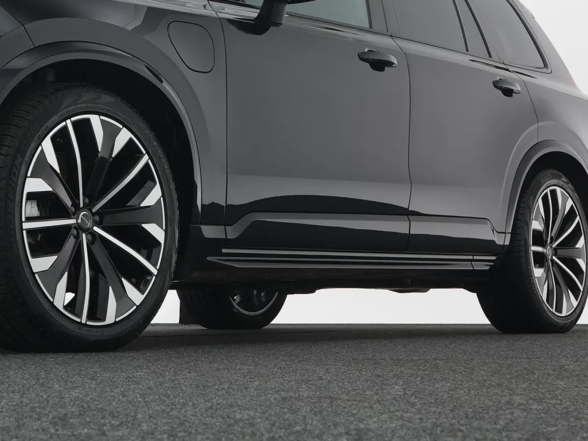 T8 Recharge AWD Ultra Dark | Luchtvering | Harman/Kardon | Head-Up | 360° Camera | 21" | Adaptive Cruise | BLIS | Lederen Dashboard