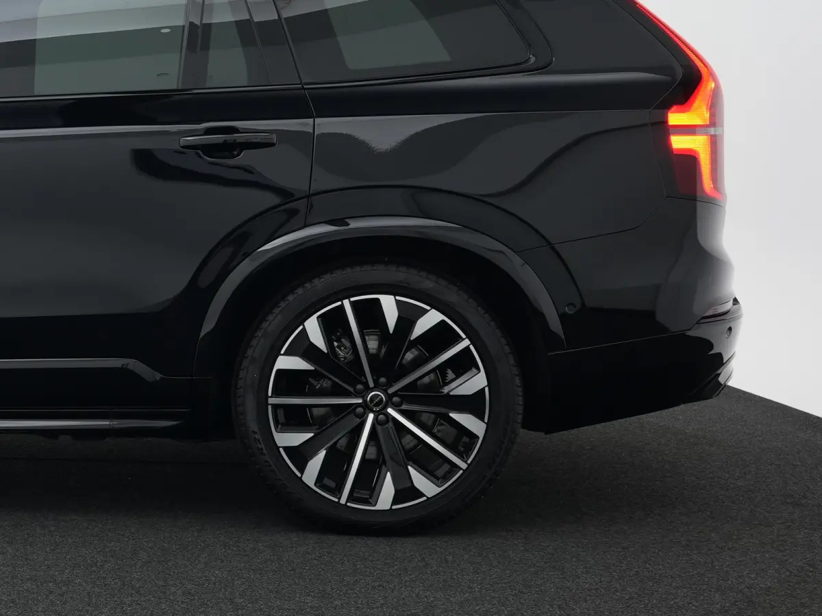 T8 Recharge AWD Ultra Dark | Luchtvering | Harman/Kardon | Head-Up | 360° Camera | 21" | Adaptive Cruise | BLIS | Lederen Dashboard