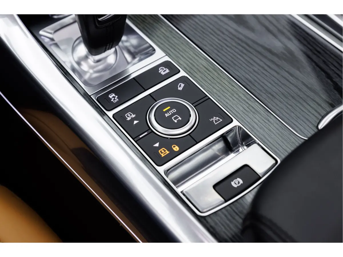 5.0 V8 SC Autobiography | Meridian Audio | Panorama schuifdak | Adaptive Dynamics | Koel-/verwarmbare voor- en achterzittingen |