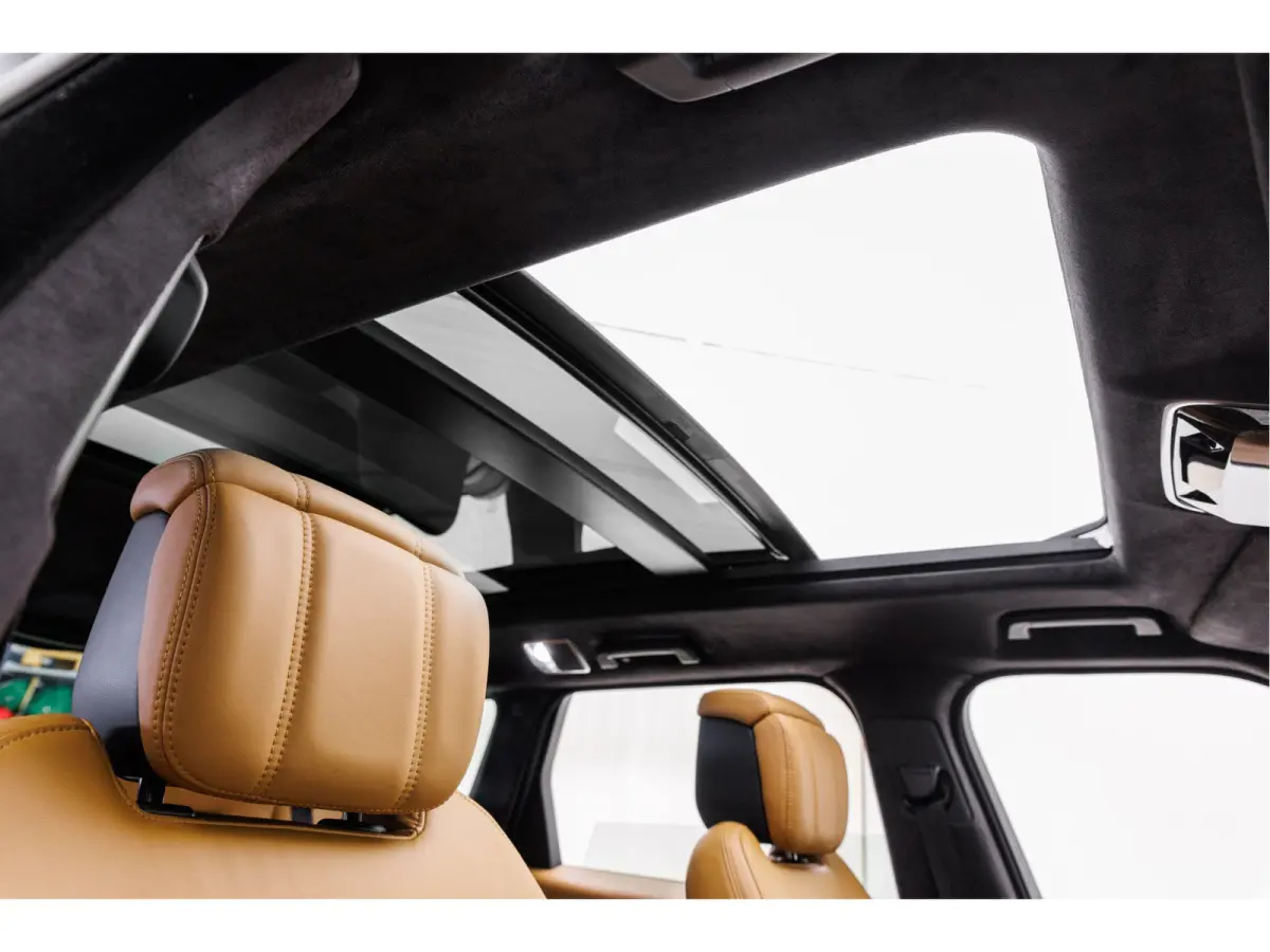 5.0 V8 SC Autobiography | Meridian Audio | Panorama schuifdak | Adaptive Dynamics | Koel-/verwarmbare voor- en achterzittingen |