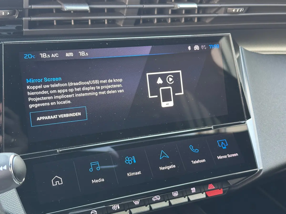 1.6 Plug-in Hybrid 180 GT | Apple Carplay / Android Auto | 360° Camera | Elek. Stoelen | Navigatie | Camera | Adaptieve Cruise Control | Achterbank in delen neerklapbaar | Achteruitrijcamer