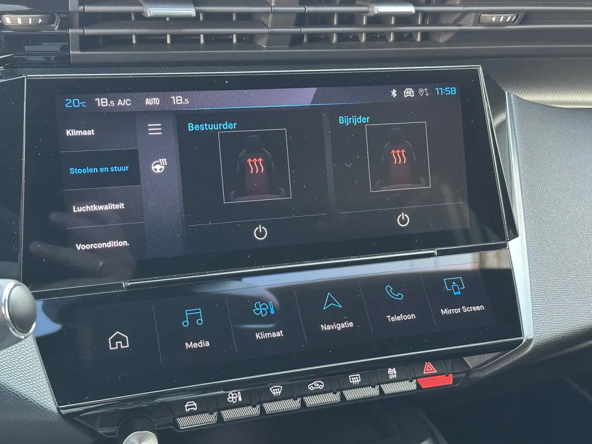 1.6 Plug-in Hybrid 180 GT | Apple Carplay / Android Auto | 360° Camera | Elek. Stoelen | Navigatie | Camera | Adaptieve Cruise Control | Achterbank in delen neerklapbaar | Achteruitrijcamer