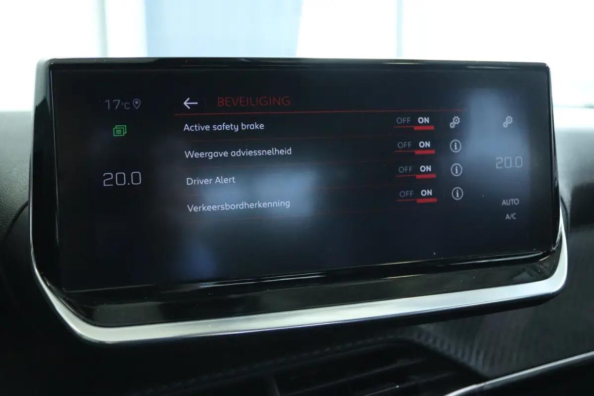 1.2 Turbo Allure | Dealer Onderhouden | 1st Eigenaar | Cruise Control | Camera | Navi | Carplay | Climate | LMV |