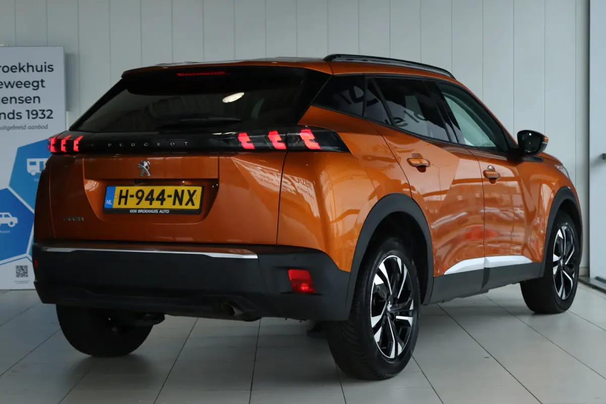 1.2 Turbo Allure | Dealer Onderhouden | 1st Eigenaar | Cruise Control | Camera | Navi | Carplay | Climate | LMV |