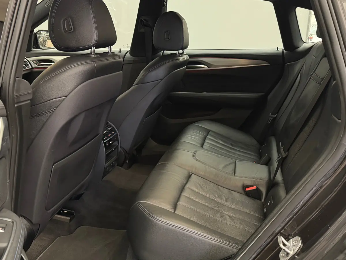 Gran Turismo 640i High Executive 2100KG Trekgewicht | M-Styling | Luxe Lederen Bekleding | Voor + Achter Stoelverwarming | Elek. Stoelen | Elek. Achterklep | Achterspoiler | Achterstoelen ve