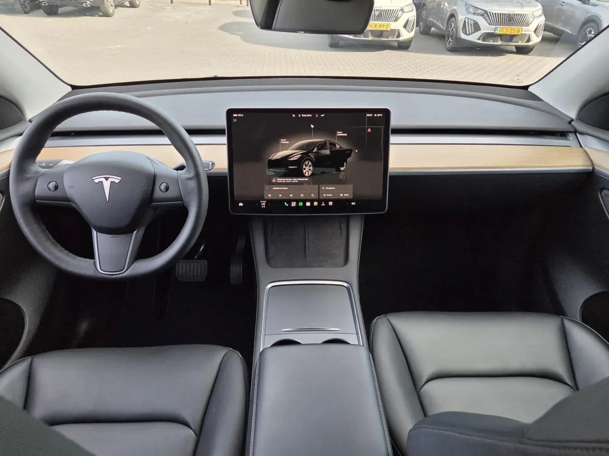 Long Range AWD 75 kWh