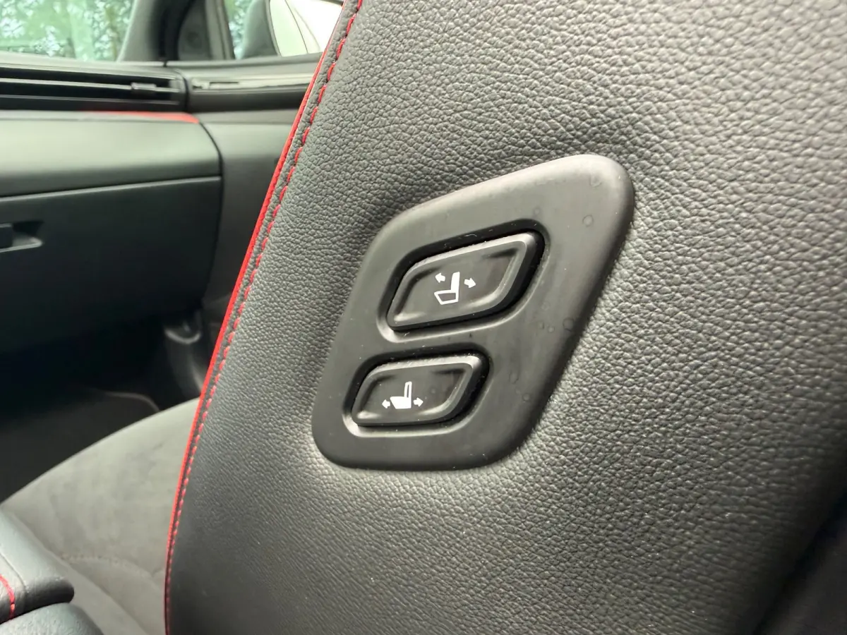 1.6 T-GDI PHEV N Line Sky 4WD - Pano/Schuifdak - Navi - ORG.NL