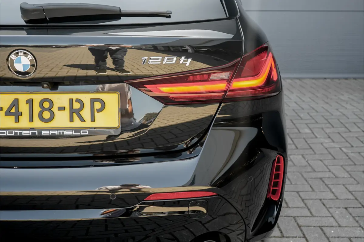 128ti High Executive M-Sport Pro Pano ACC Stuur & Stoelverw