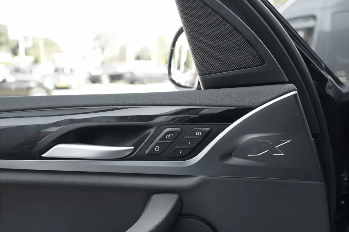 M40i xDrive High Executive Laser HUD ACC Audio Upgrade 20"