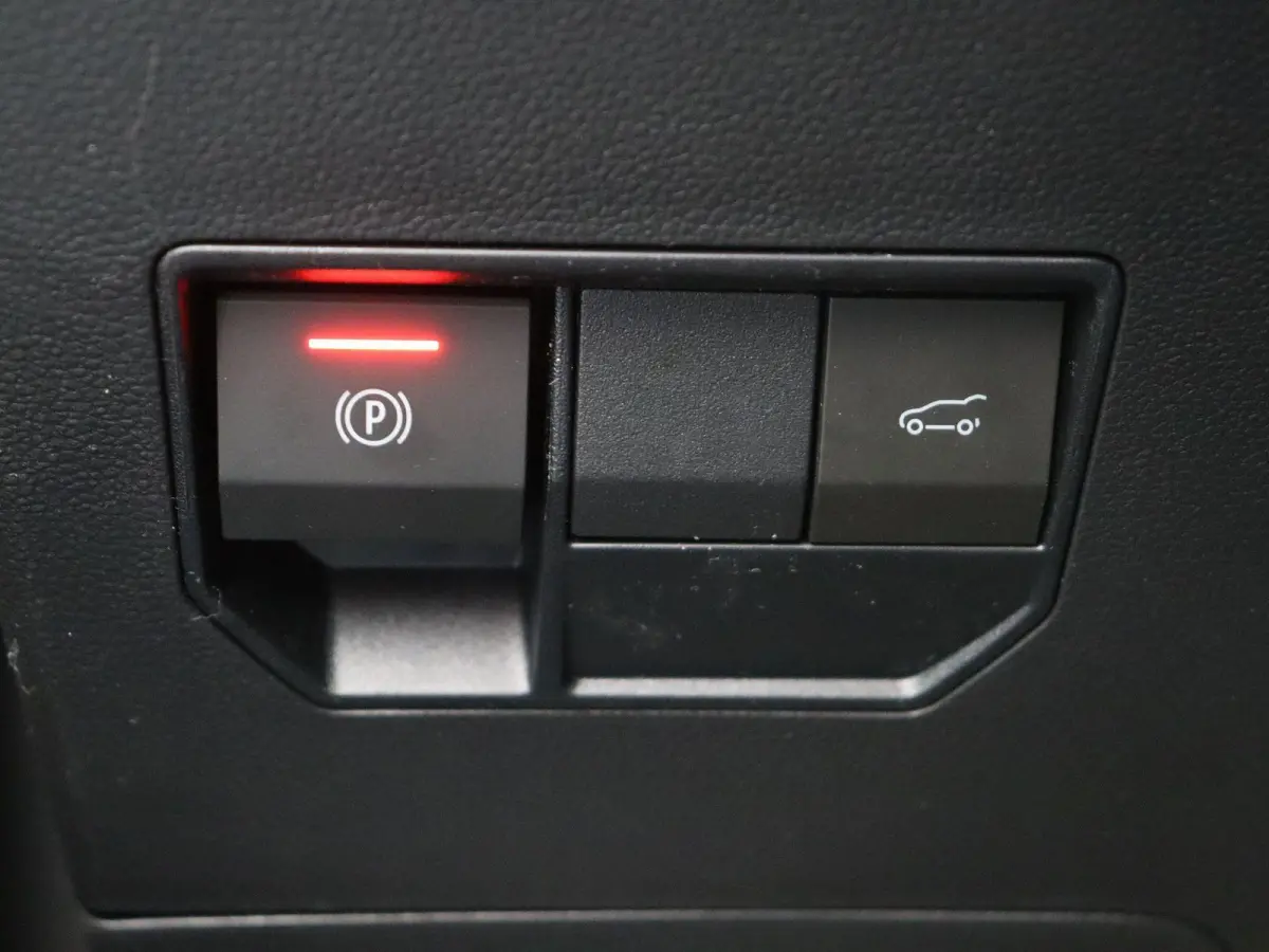 1.8 Hybrid 155pk Journey | Stoel- en stuurwielverwarming | Elek. achterklep | Adaptive cruise control |