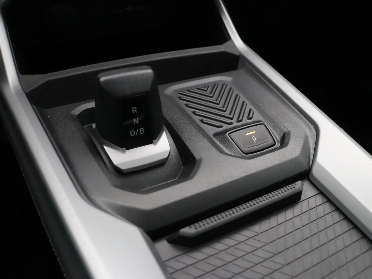 1.8 Hybrid 155pk Journey | Stoel- en stuurwielverwarming | Elek. achterklep | Adaptive cruise control |