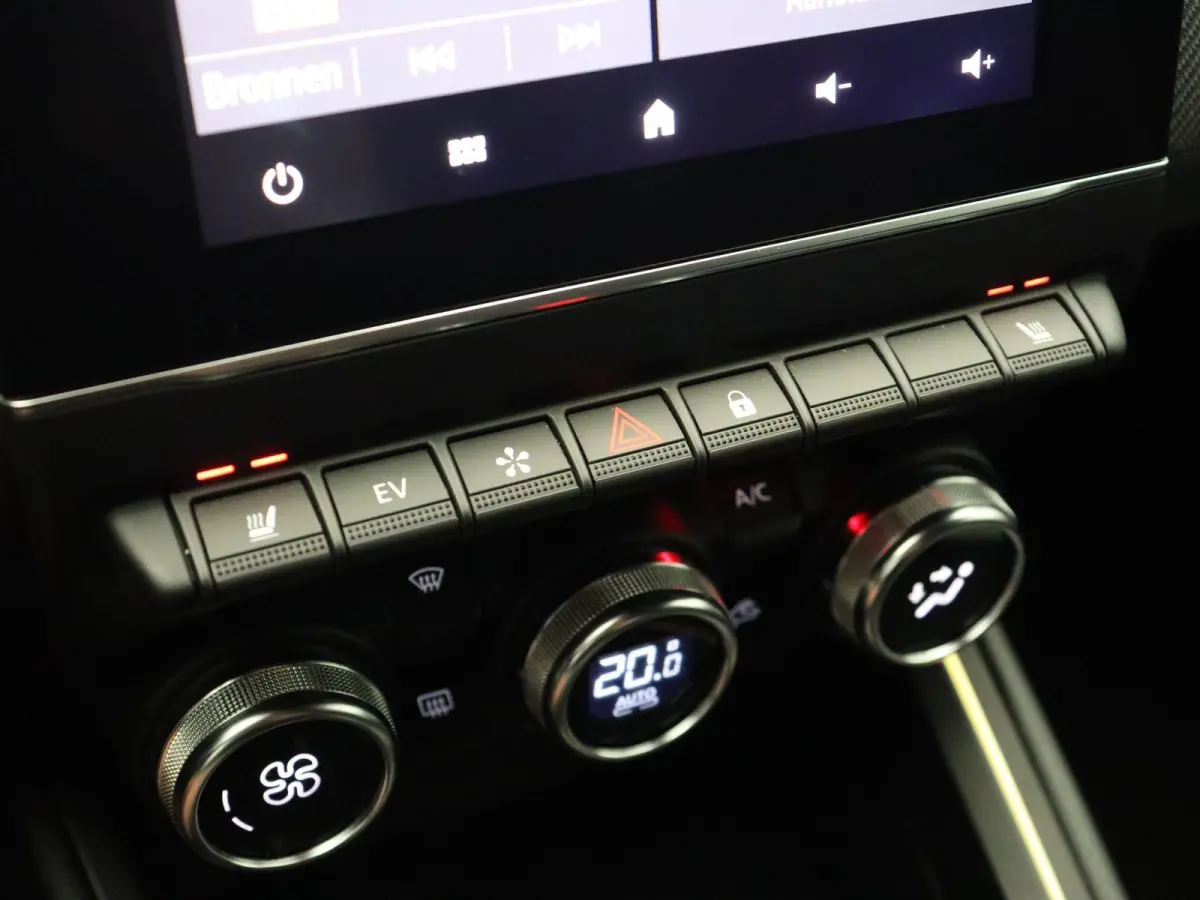 E-Tech Full Hybrid 145pk esprit Alpine | Stoel- en stuurwielverwarming | Achteruitrijcamera | Apple Carplay / Android Auto |