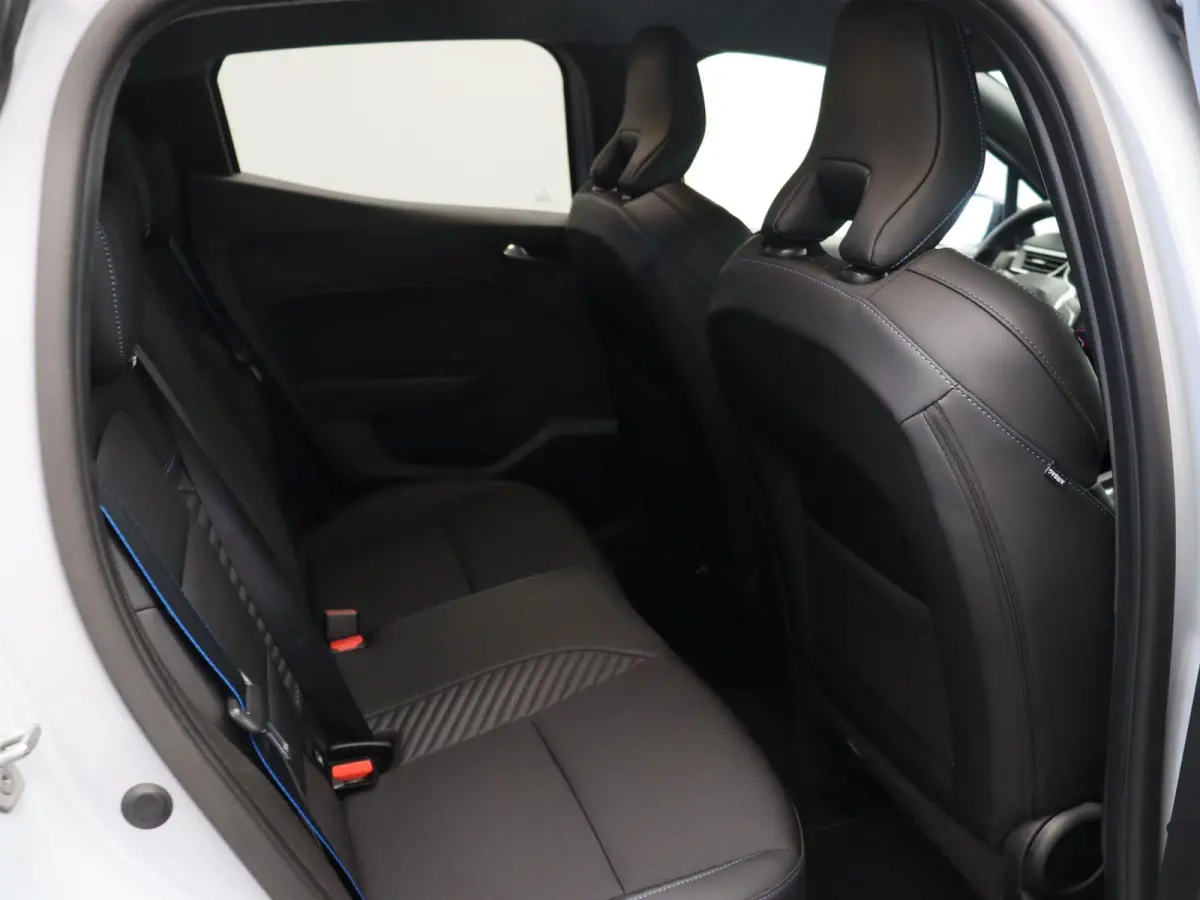 E-Tech Full Hybrid 145pk esprit Alpine | Stoel- en stuurwielverwarming | Achteruitrijcamera | Apple Carplay / Android Auto |