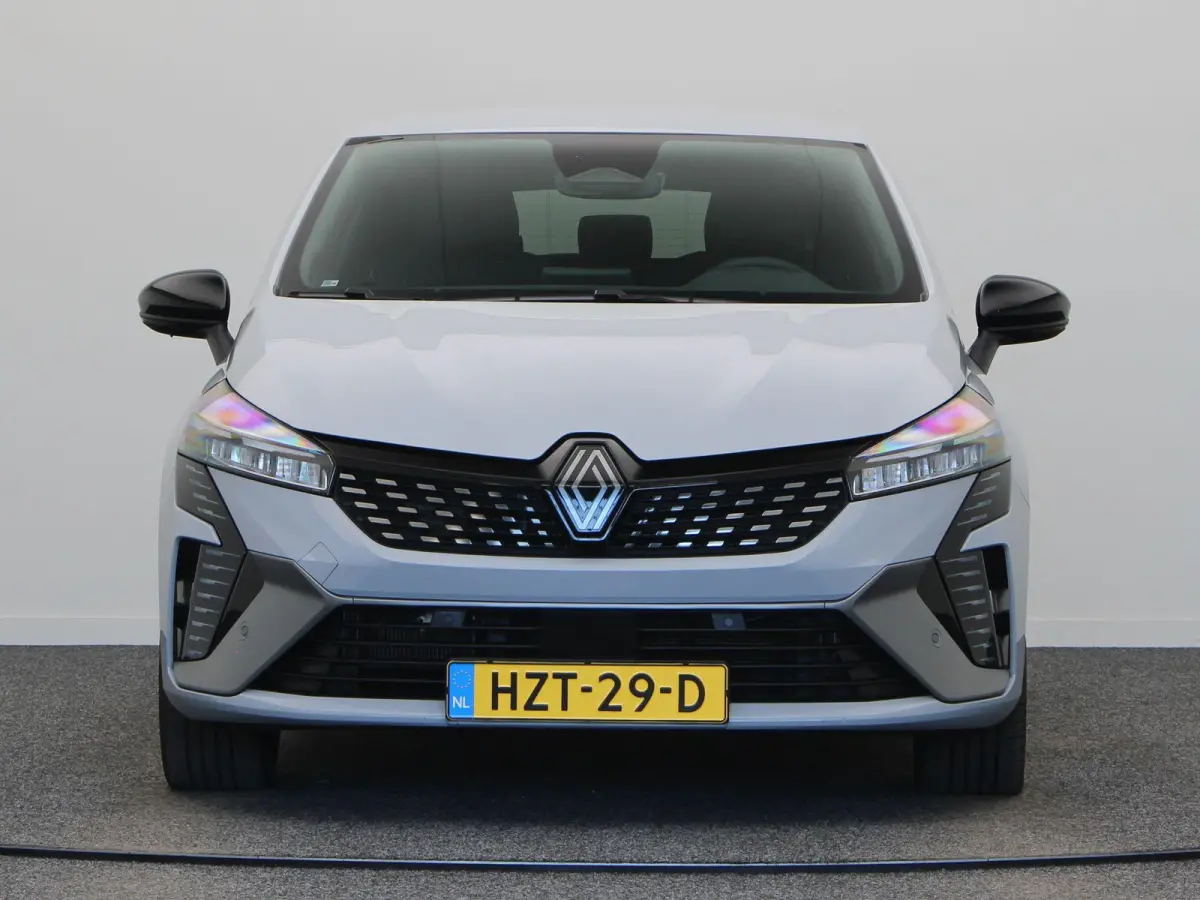 E-Tech Full Hybrid 145pk esprit Alpine | Stoel- en stuurwielverwarming | Achteruitrijcamera | Apple Carplay / Android Auto |