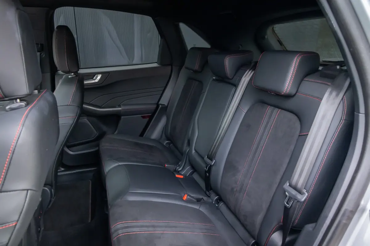 2.5 PHEV ST-Line X | Adaptieve cruise | Matrix LED | B&O Audio | AGR Stoelen incl. memory | Head-up display | Dodehoek detectie | 2100kg trekgewicht | Keyless | Elec. achterklep