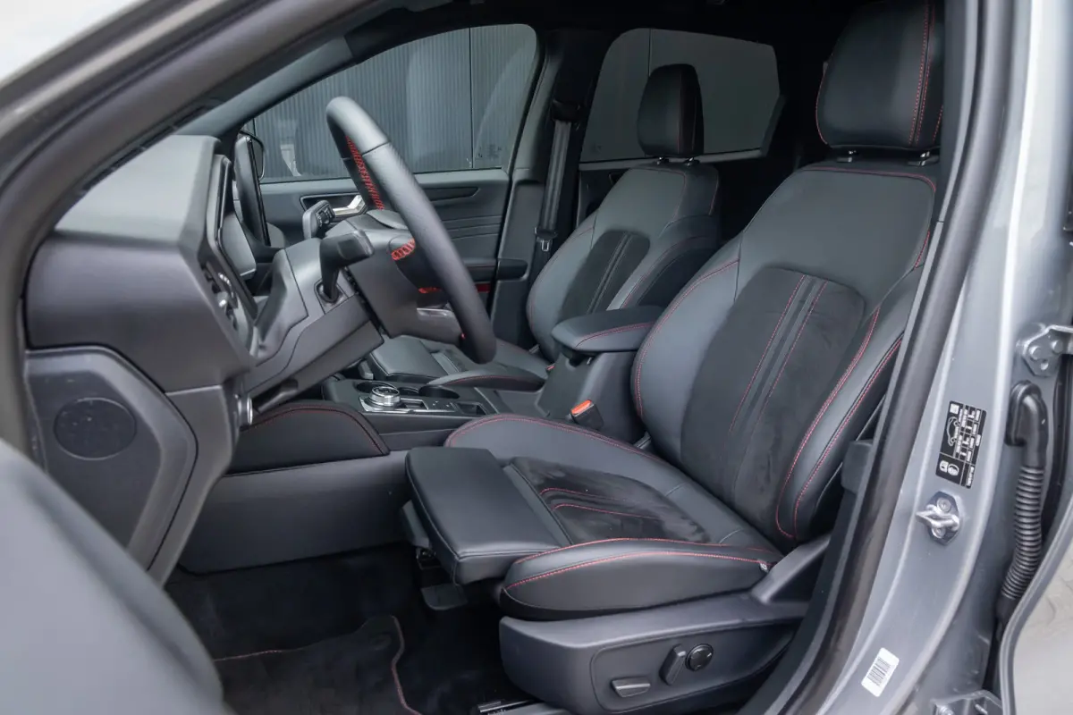 2.5 PHEV ST-Line X | Adaptieve cruise | Matrix LED | B&O Audio | AGR Stoelen incl. memory | Head-up display | Dodehoek detectie | 2100kg trekgewicht | Keyless | Elec. achterklep