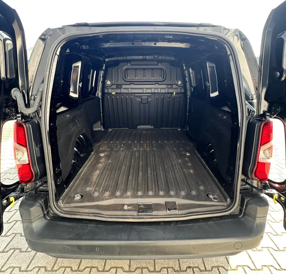 1.5 BlueHDi 130 EAT8 S&S L1 Camera|Navi|Carplay|3 ZITS Peugeot partner