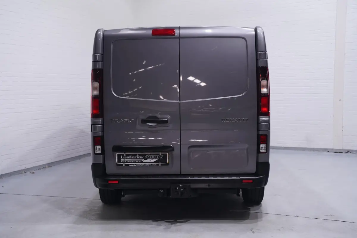 1.6 dCi 125 pk Dubbel Cabine L2 Navi, Trekhaak Airco ECC, Cruise Control, Slechts 117 dkm, 6-Zits