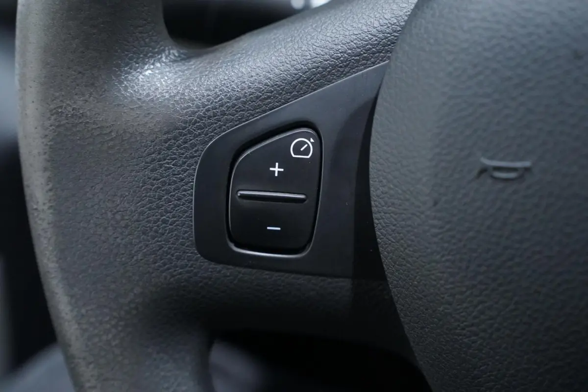 1.6 dCi 125 pk Dubbel Cabine L2 Navi, Trekhaak Airco ECC, Cruise Control, Slechts 117 dkm, 6-Zits