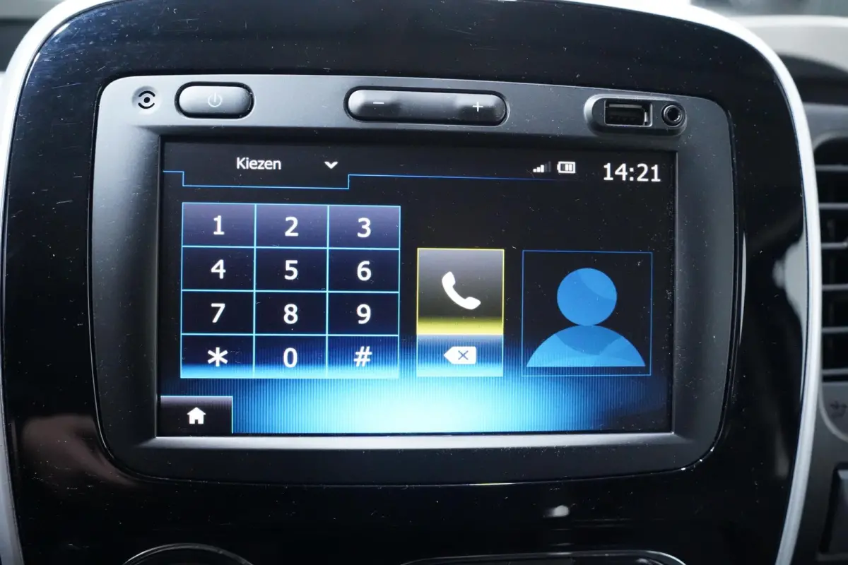 1.6 dCi 125 pk Dubbel Cabine L2 Navi, Trekhaak Airco ECC, Cruise Control, Slechts 117 dkm, 6-Zits