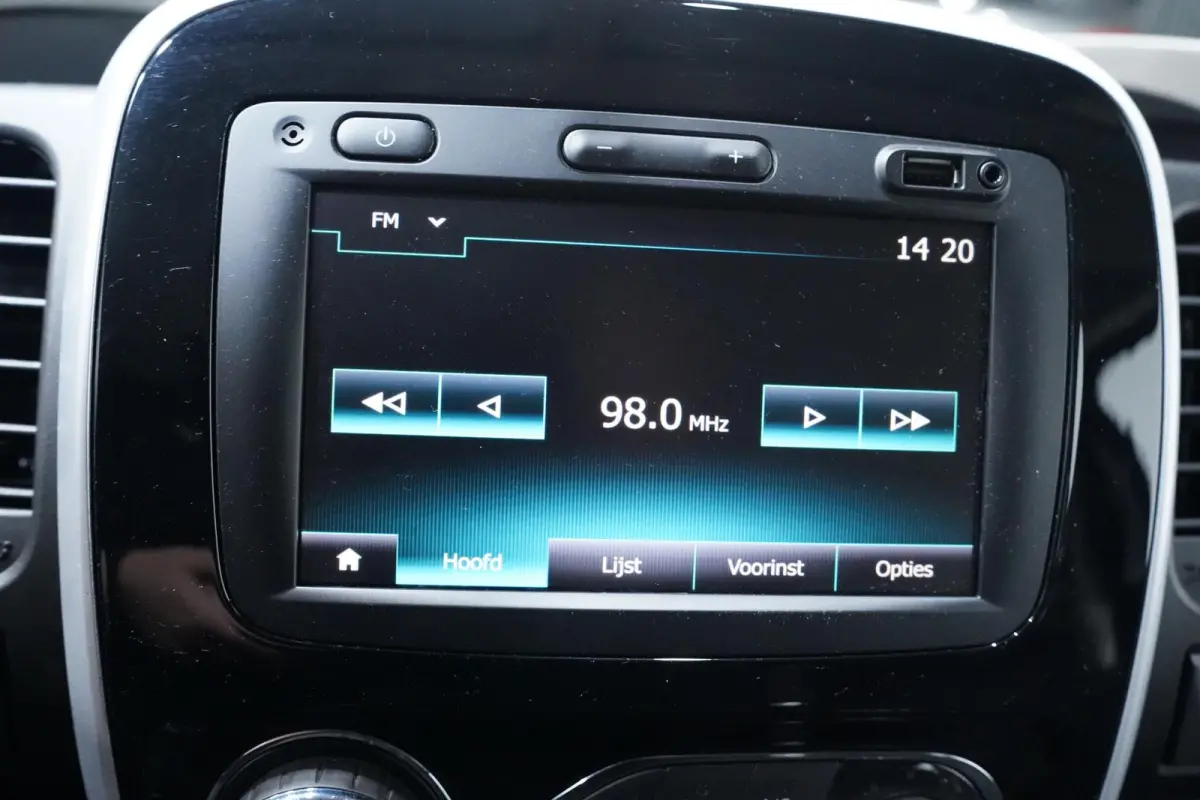 1.6 dCi 125 pk Dubbel Cabine L2 Navi, Trekhaak Airco ECC, Cruise Control, Slechts 117 dkm, 6-Zits