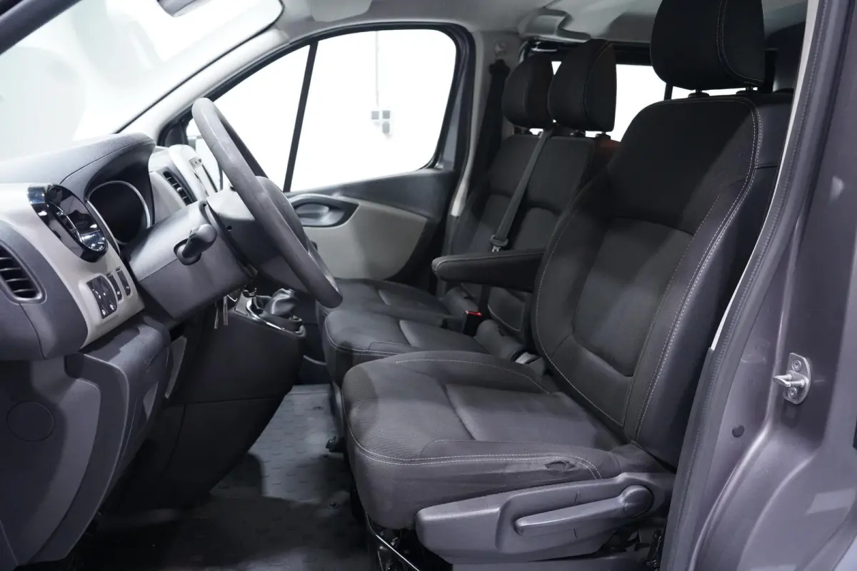 1.6 dCi 125 pk Dubbel Cabine L2 Navi, Trekhaak Airco ECC, Cruise Control, Slechts 117 dkm, 6-Zits