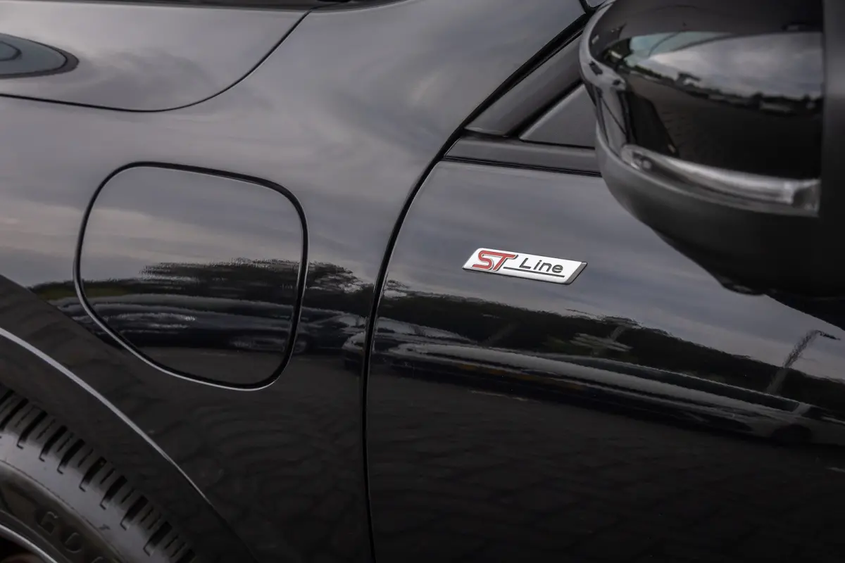 2.5 PHEV ST-Line X | Adaptieve cruise | Matrix LED | B&O Audio | AGR Stoelen incl. memory | Head-up display | Dodehoek detectie | 2100kg trekgewicht | Keyless | Elec. achterklep