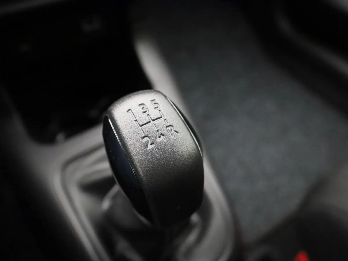 1.2 PureTech 82 S&S MAN Feel | Cruise Control | Navigatie | Apple Carplay/Android Auto |