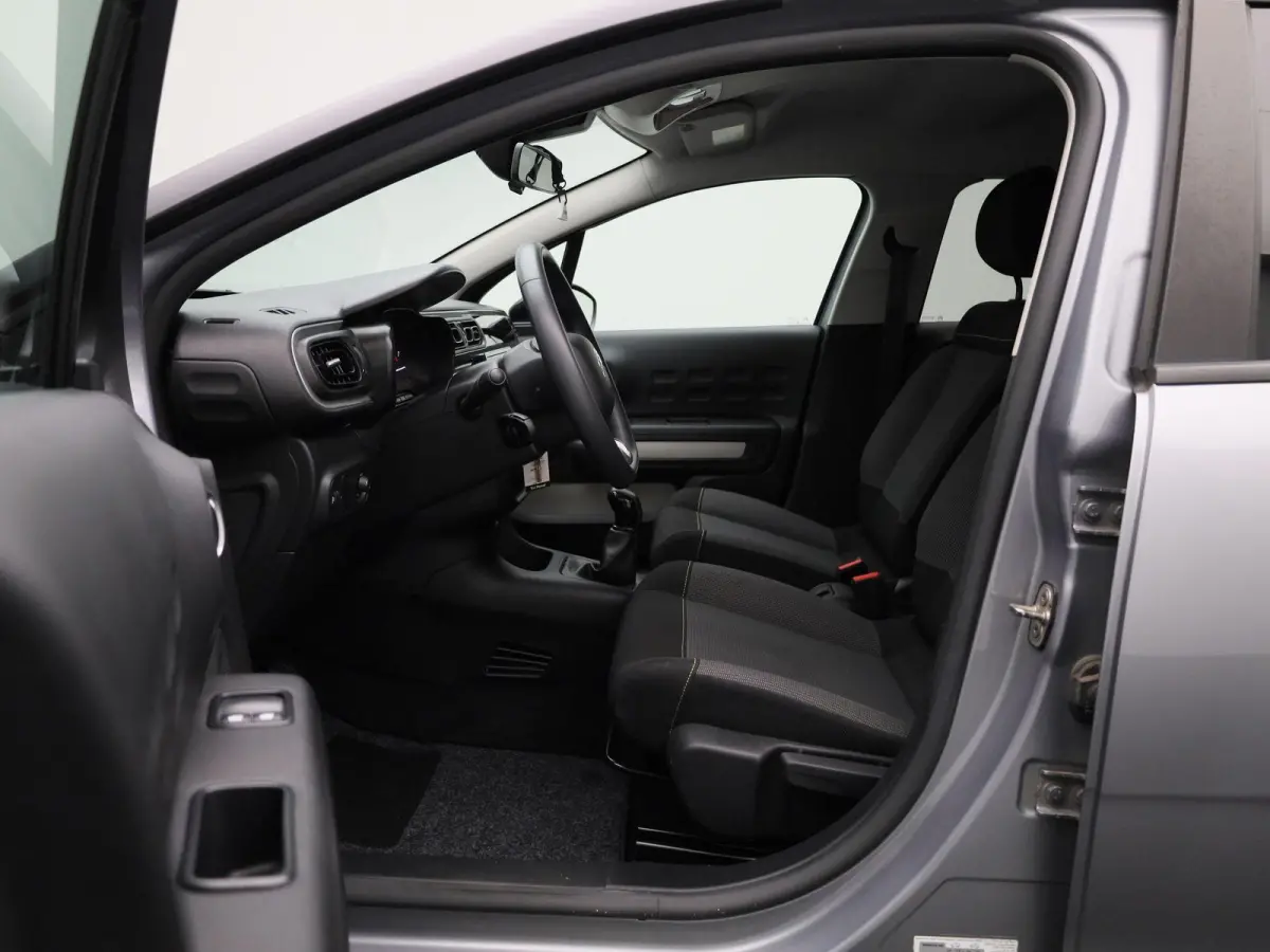 1.2 PureTech 82 S&S MAN Feel | Cruise Control | Navigatie | Apple Carplay/Android Auto |
