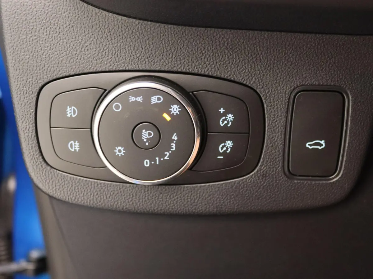1.0 EcoBoost ST-Line X | Apple Carplay/Android Auto | Winter Pakket | Camera | Elektrische Achterklep |