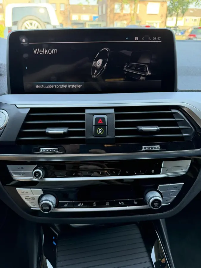 X Drive30 E High Executive, Led, Navi, Leer, Camera..
