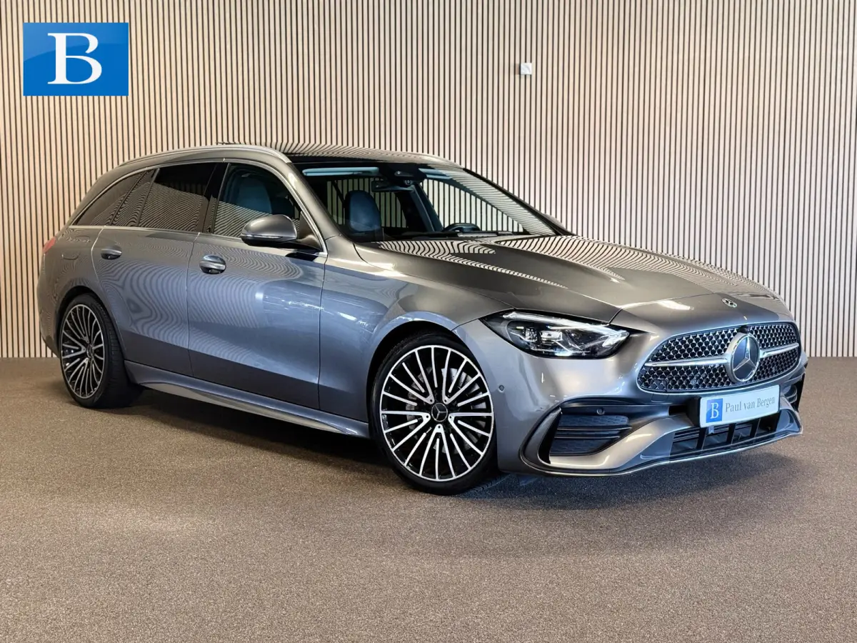 220D AMG STYLING-PANORAMA-CAMERA-TREKHAAK-DODEHOEK-COMPLEET