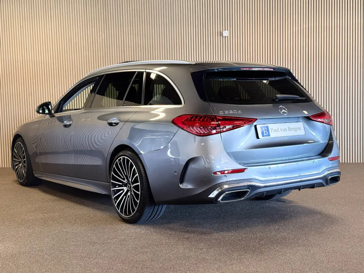 220D AMG STYLING-PANORAMA-CAMERA-TREKHAAK-DODEHOEK-COMPLEET