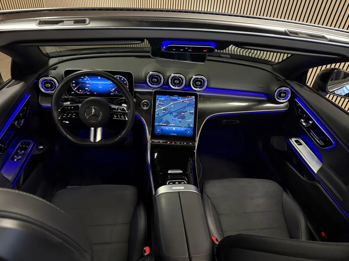 200 AMG STYLING-AIRSCARF-MEMORY-360 CAMERA-TREKHAAK-ZEER COMPLEET