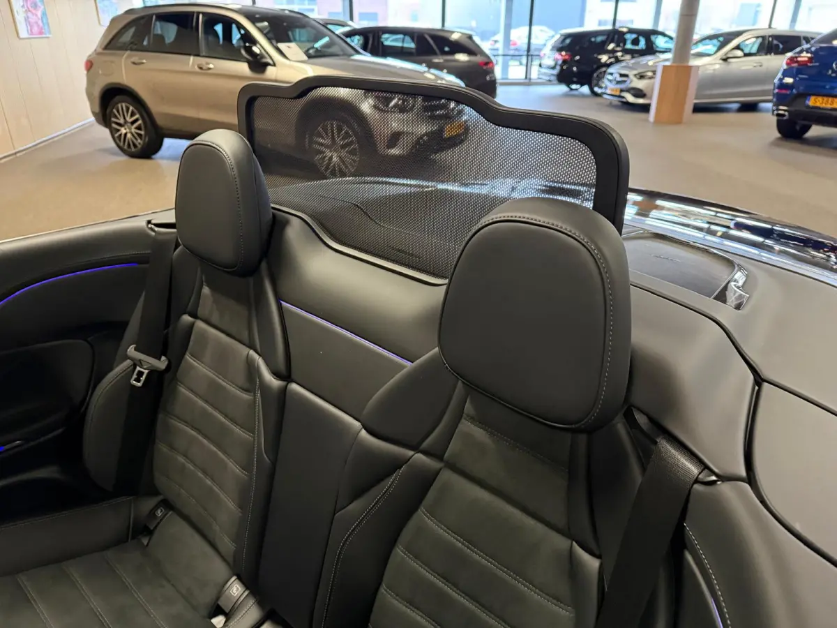 200 AMG STYLING-AIRSCARF-MEMORY-360 CAMERA-TREKHAAK-ZEER COMPLEET