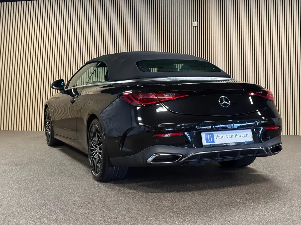 200 AMG STYLING-AIRSCARF-MEMORY-360 CAMERA-TREKHAAK-ZEER COMPLEET