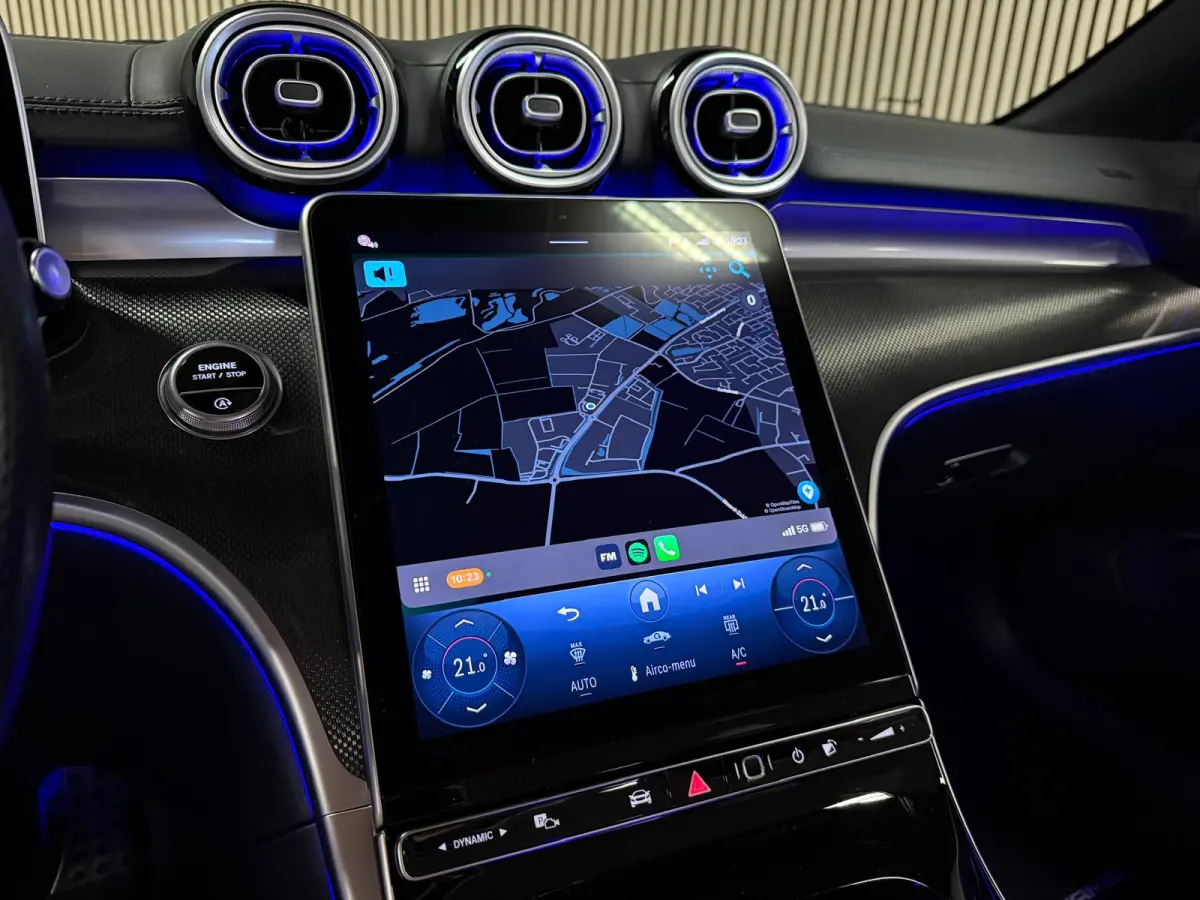 200 AMG STYLING-AIRSCARF-MEMORY-360 CAMERA-TREKHAAK-ZEER COMPLEET