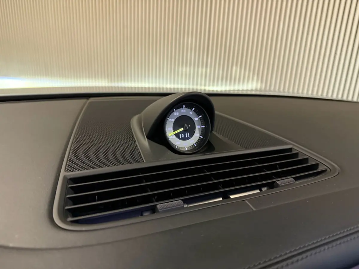 2.9 4 E-Hybrid-SPORT DESIGN-SPORT UITLAAT-18 VOUDIG-PDLS-SPORT CHRONO-ZEER COMPLEET